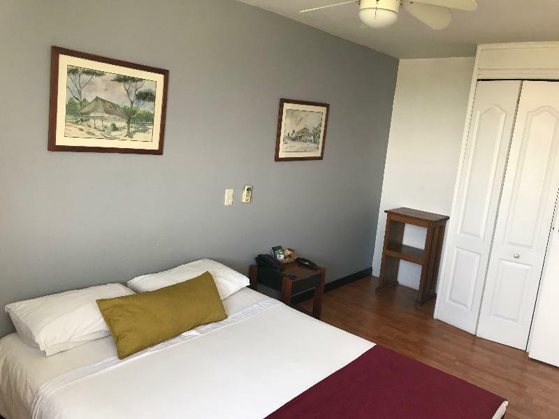 Hotel Santa Ana Медельїн Екстер'єр фото